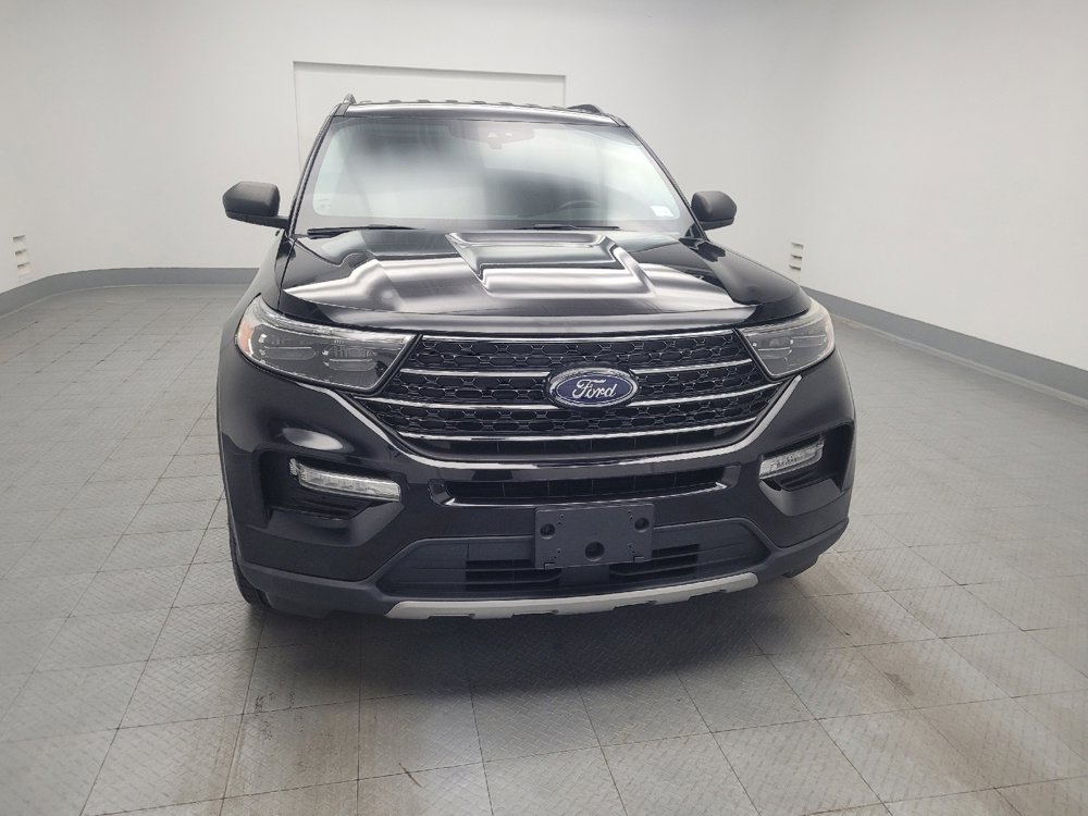 Used 2021 Ford Explorer XLT w/ Equipment Group 202A RWD image 14