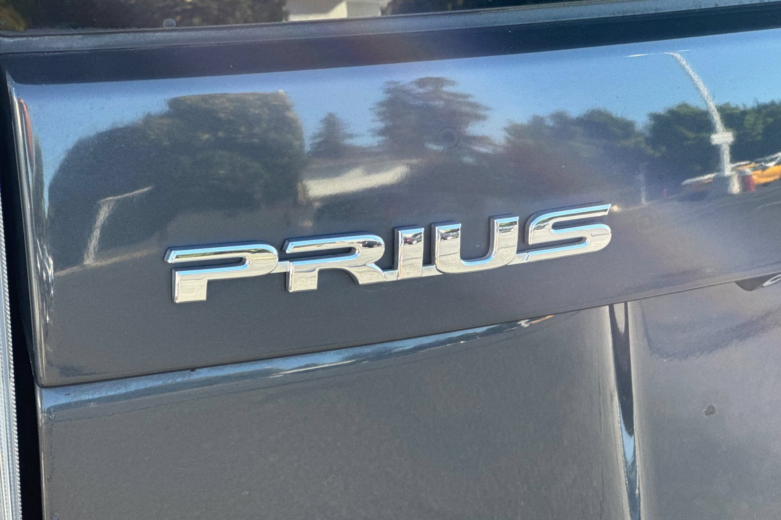 Used 2014 Toyota Prius Three FWD image 13