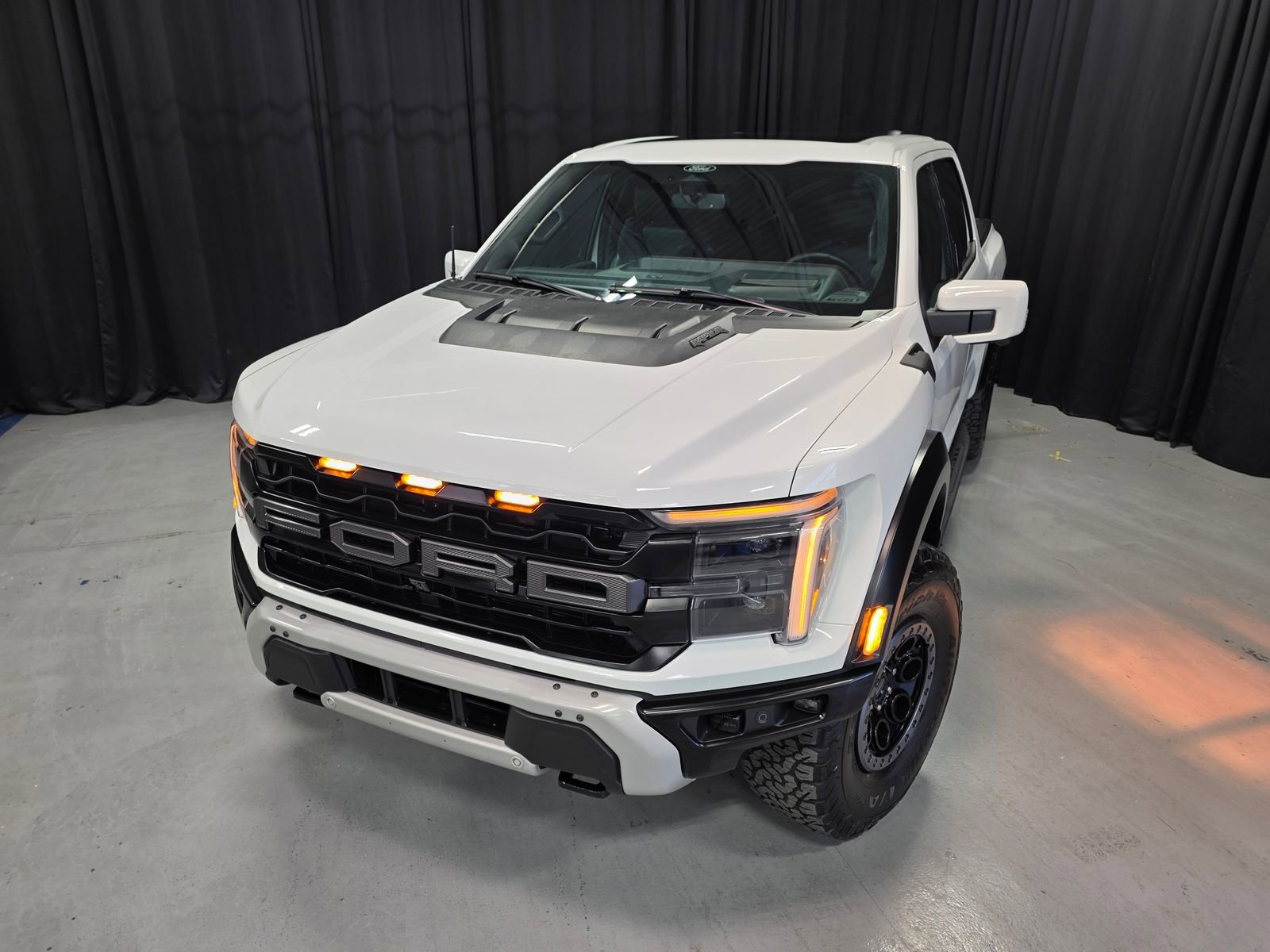 Used 2024 Ford F150 Raptor AWD/4WD image 3
