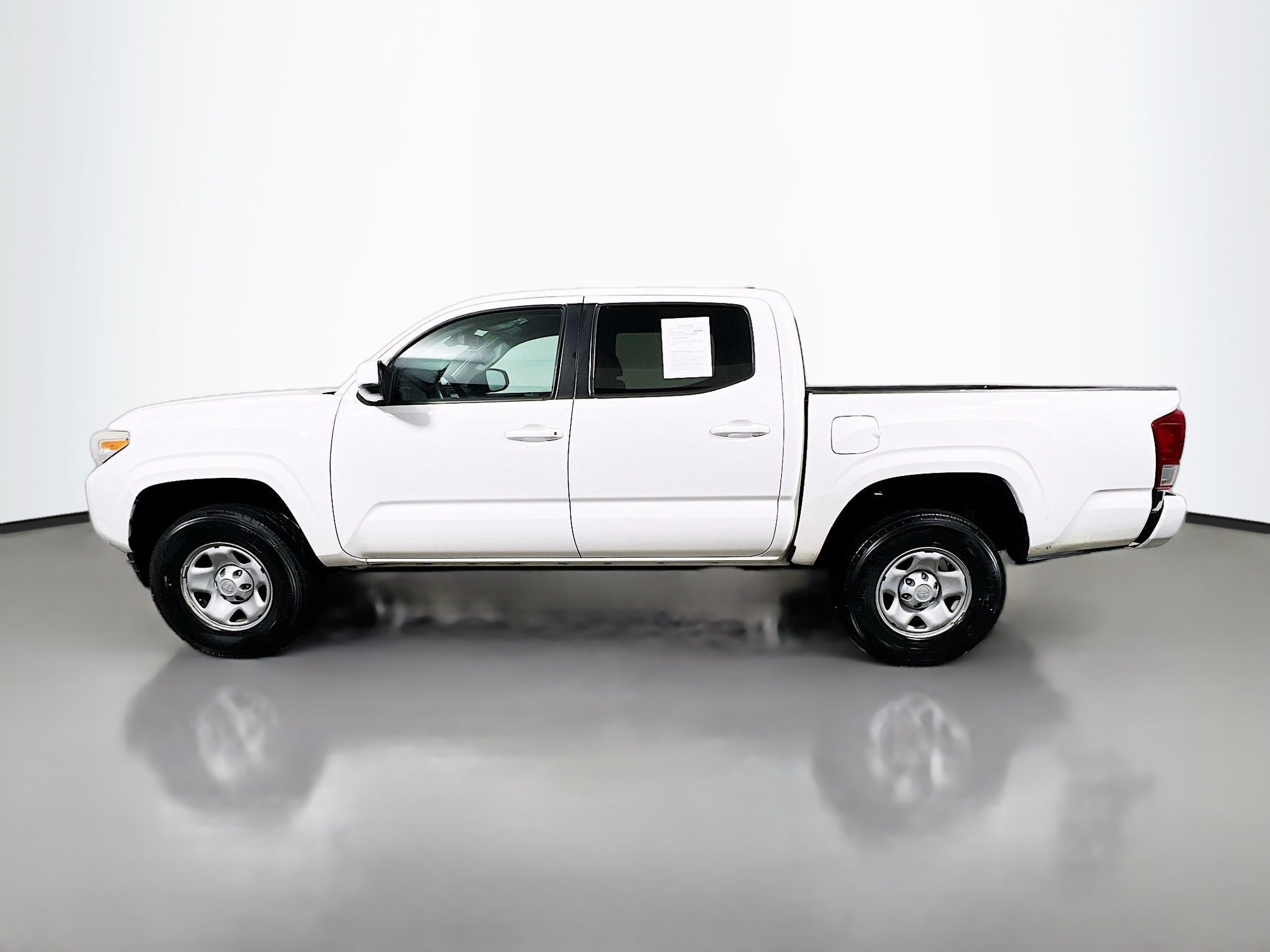 Used 2019 Toyota Tacoma SR w/ SR Convenience Package RWD image 32