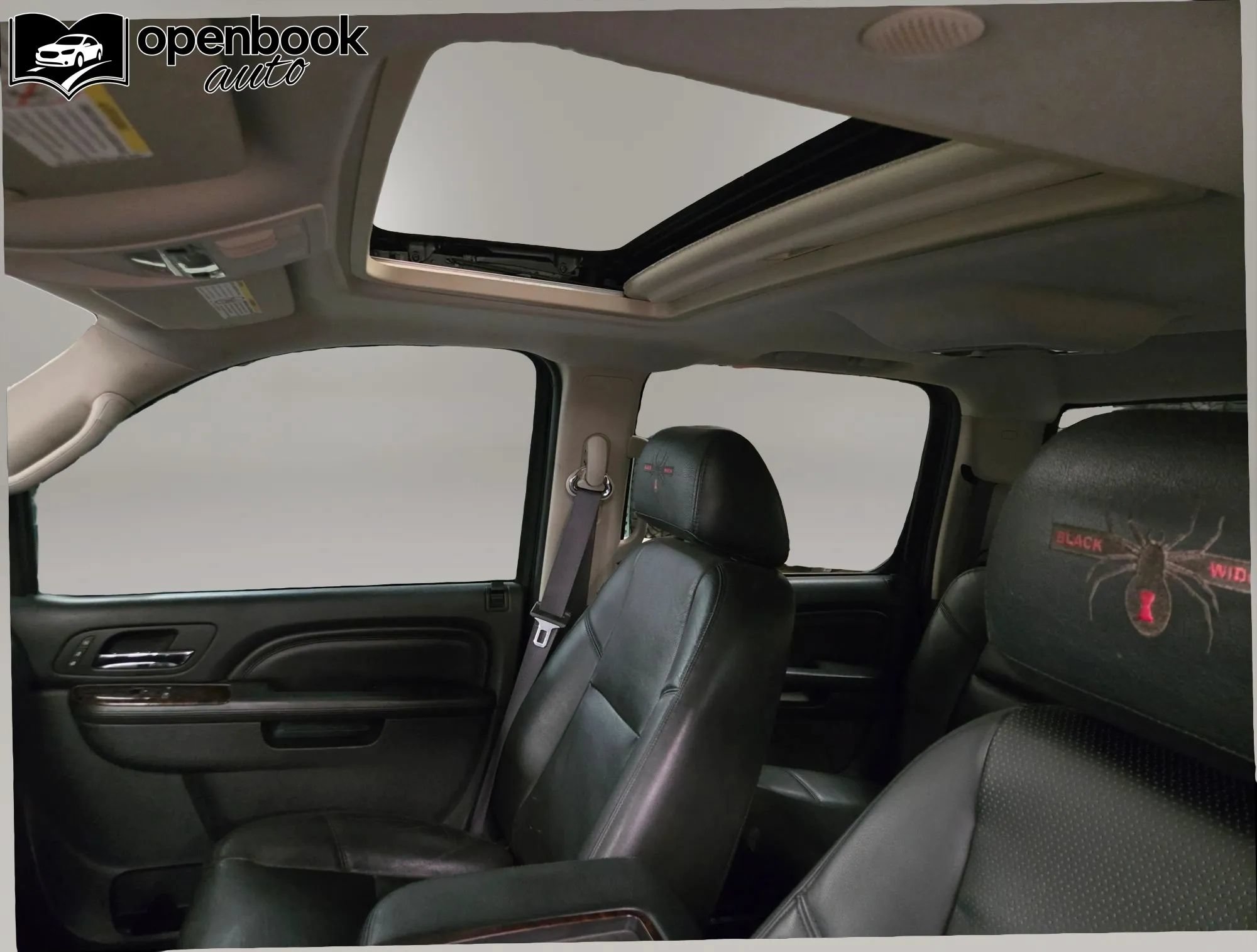 Used 2013 GMC Sierra 2500 Denali w/ Suspension Package, Off-Road AWD/4WD image 16