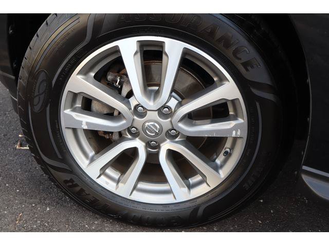Used 2013 Nissan Pathfinder SV AWD/4WD image 20