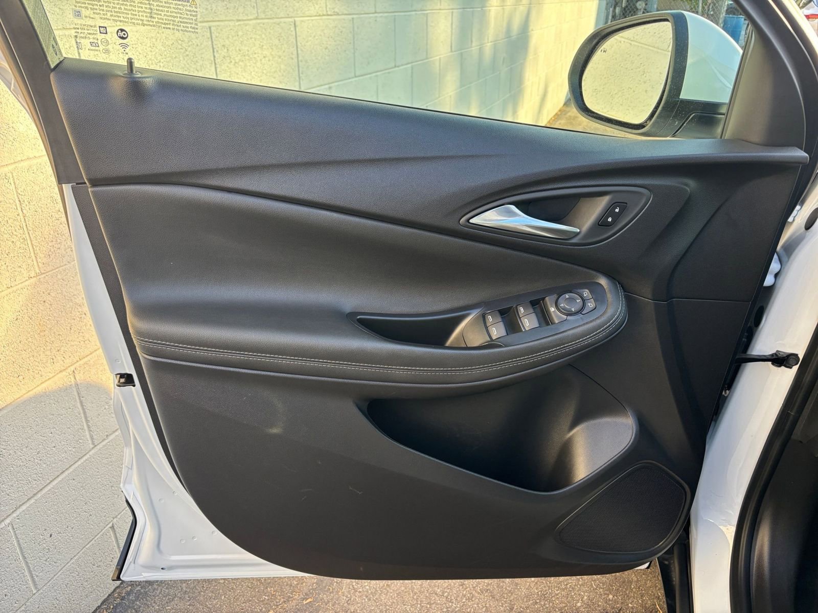 Used 2025 Buick Encore GX Preferred image 20