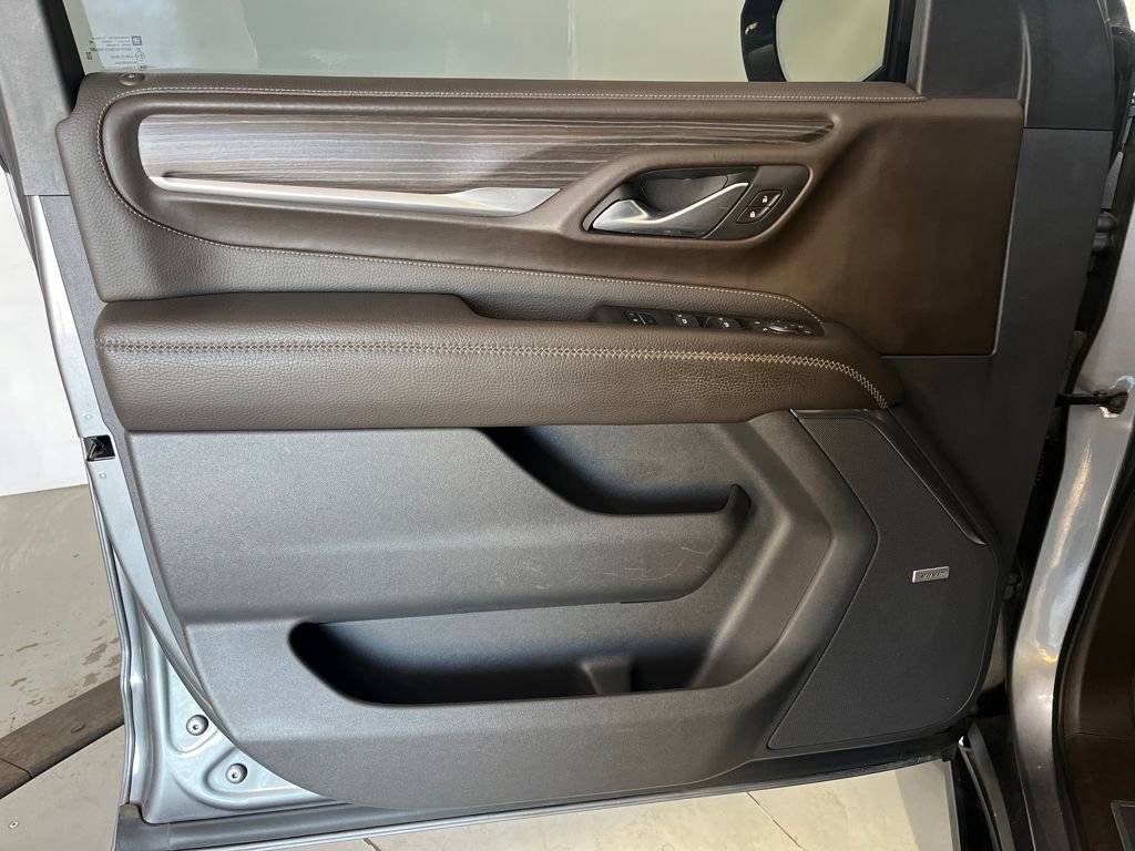 Used 2021 GMC Yukon Denali w/ Denali Premium Package image 41