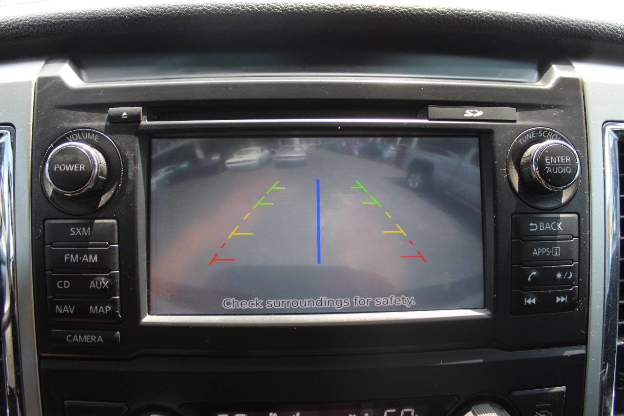 Used 2017 Nissan Titan PRO-4X image 19