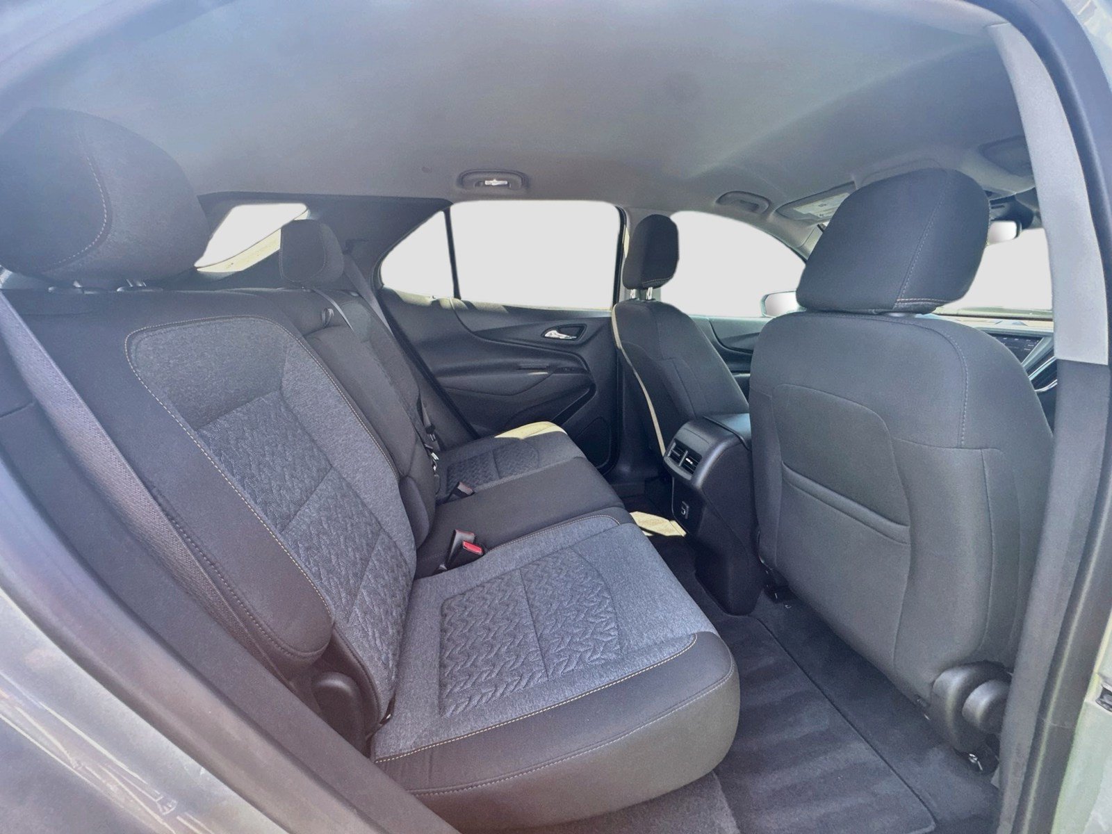 Used 2023 Chevrolet Equinox LT AWD/4WD image 28