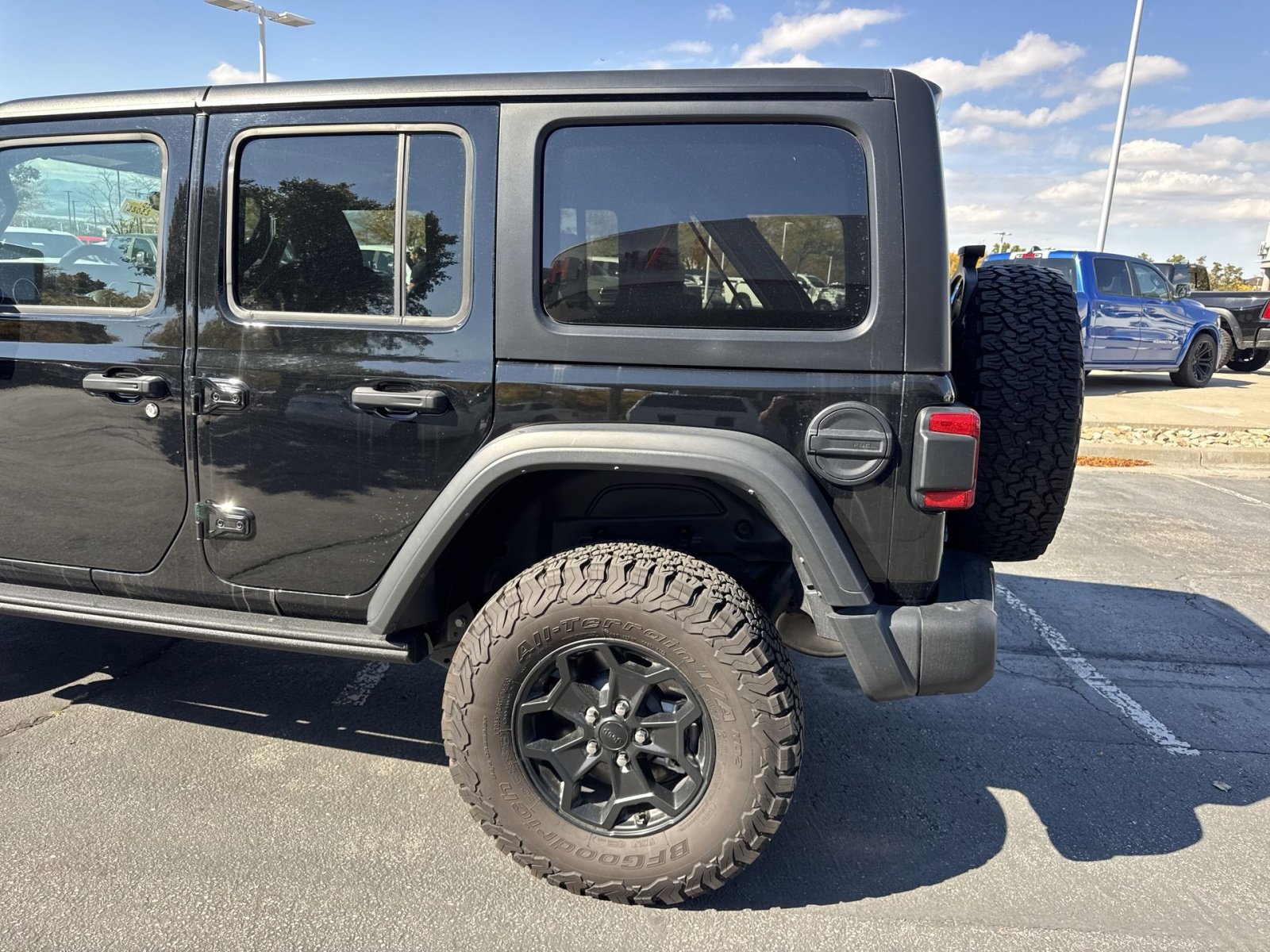 New 2023 Jeep Wrangler Unlimited Rubicon 4xe image 13