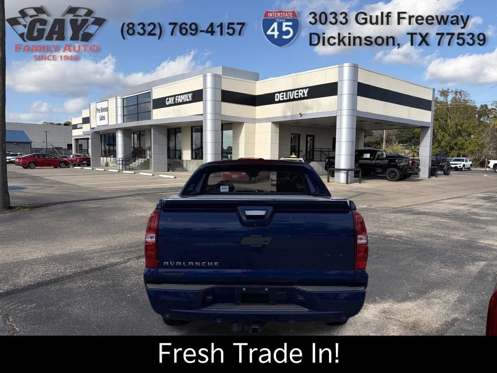 Used 2013 Chevrolet Avalanche LS image 8