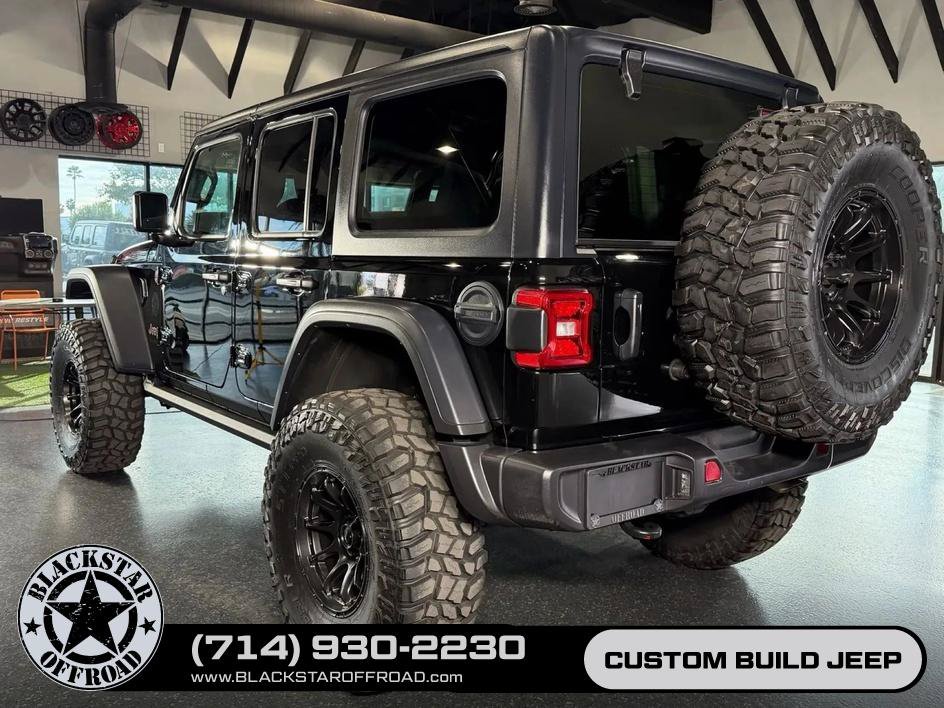Used 2025 Jeep Wrangler Unlimited Rubicon AWD/4WD image 8
