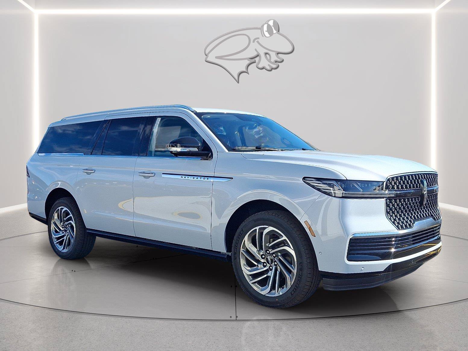 New 2025 Lincoln Navigator L Reserve AWD/4WD image 4