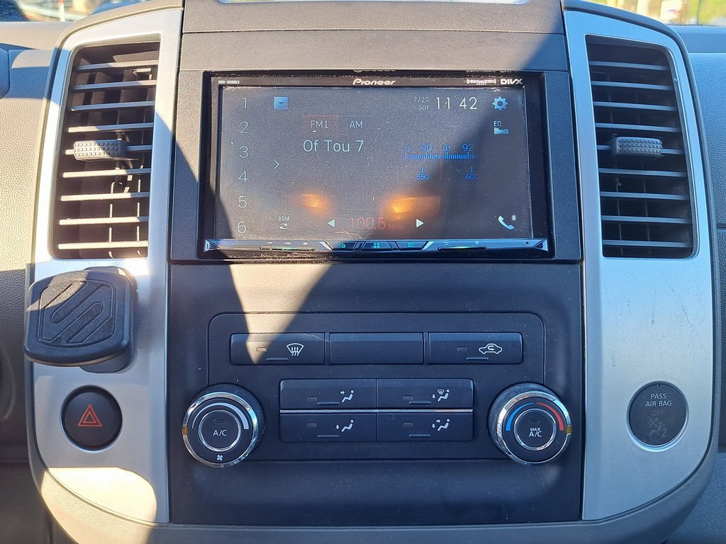 Used 2016 Nissan Frontier SV image 14