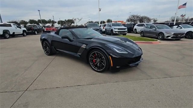 Used 2015 Chevrolet Corvette Z06 w/ 3LZ Preferred Equipment Group image 2