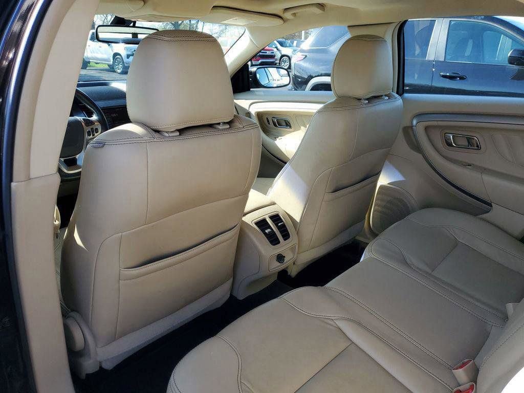 Used 2013 Ford Taurus SEL image 27