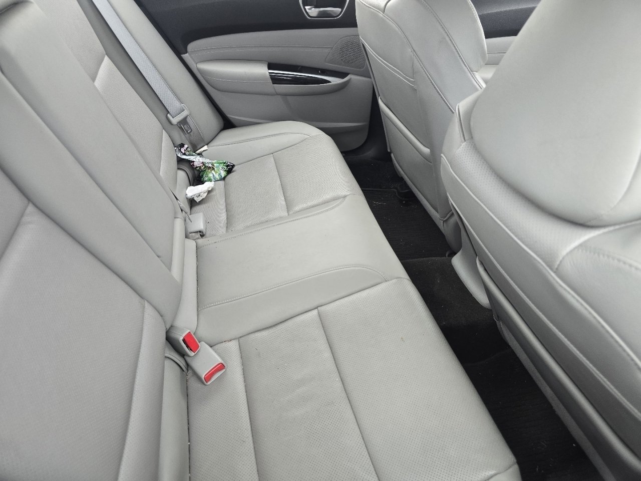 Used 2018 Acura TLX w/ Technology Package FWD image 10