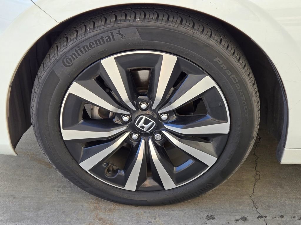 Used 2023 Honda Civic EX-L image 5