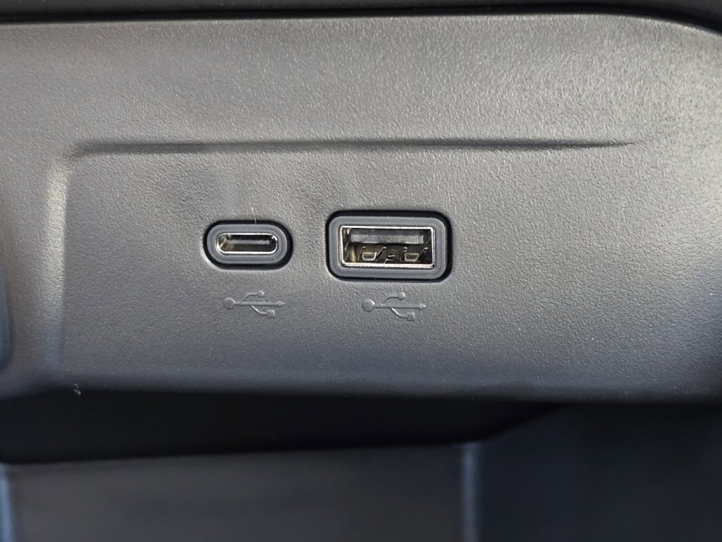 New 2026 Chevrolet Trax LS image 4