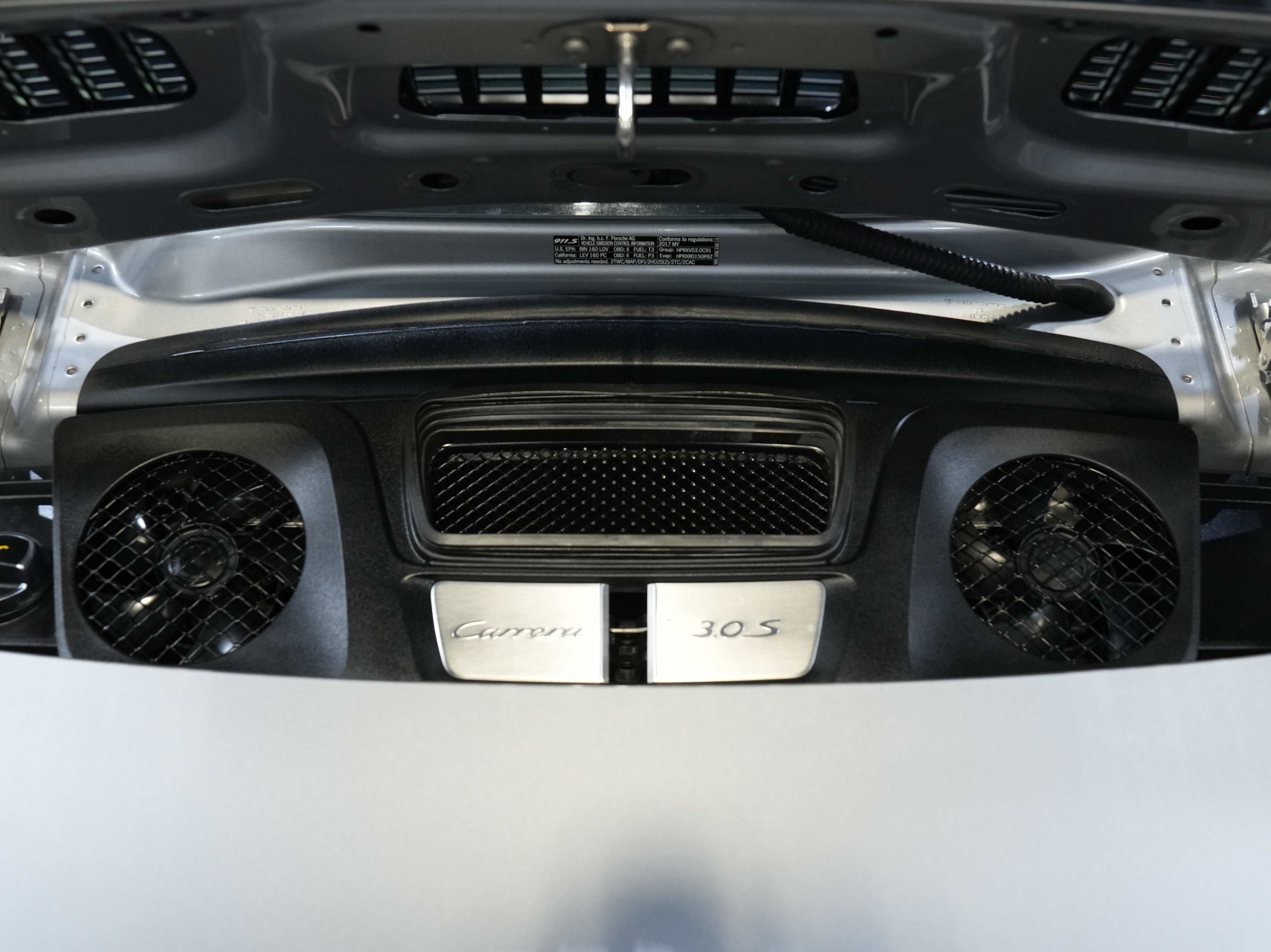 Used 2017 Porsche 911 Carrera S image 48