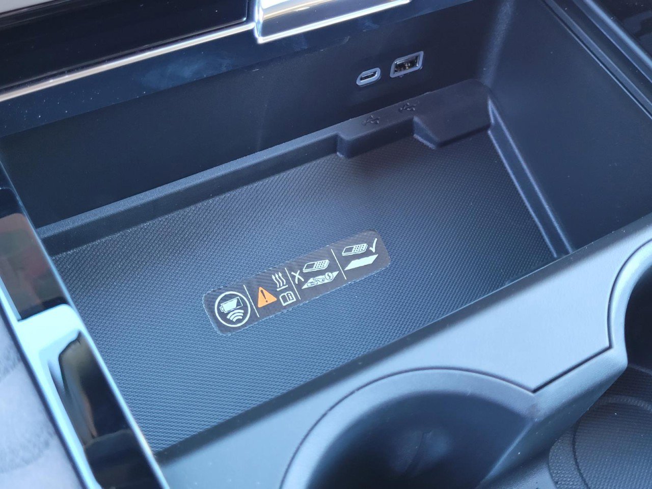 New 2026 GMC Yukon XL Denali w/ Denali Reserve Package image 22