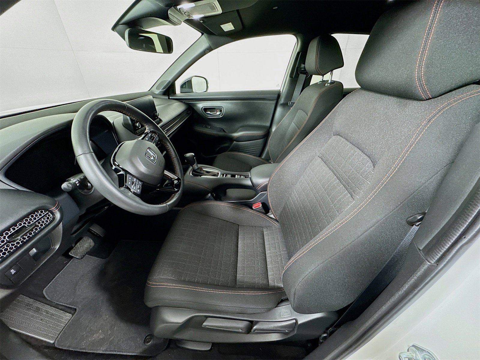 Used 2023 Honda HR-V Sport image 18