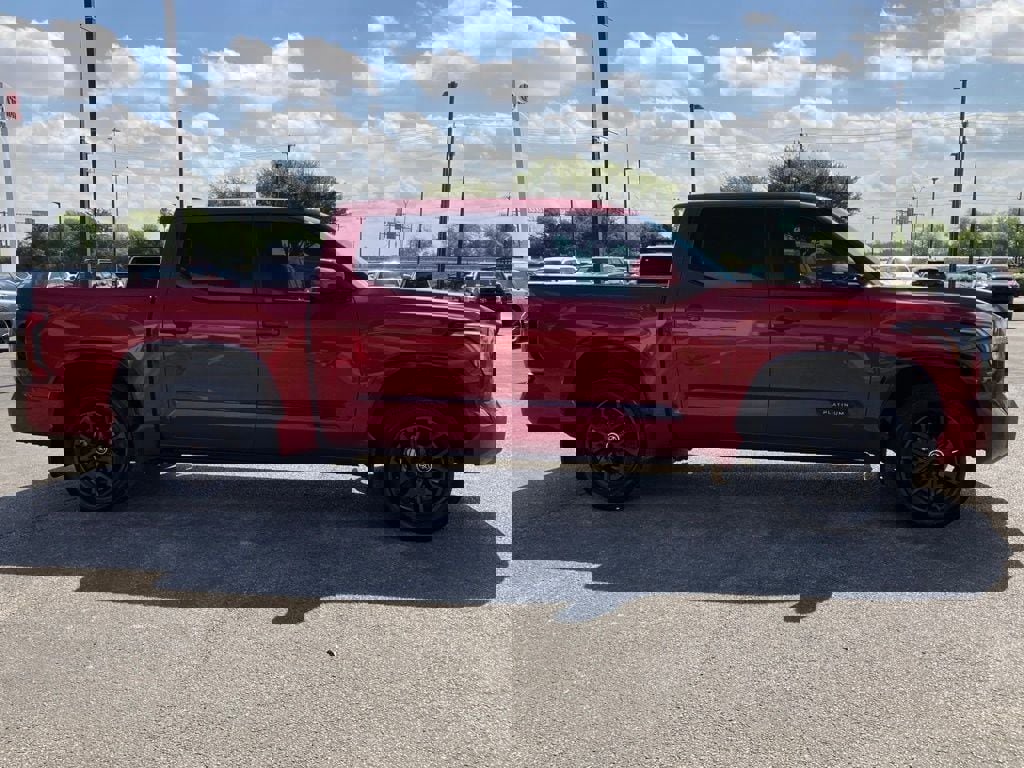 Used 2024 Toyota Tundra Platinum image 4