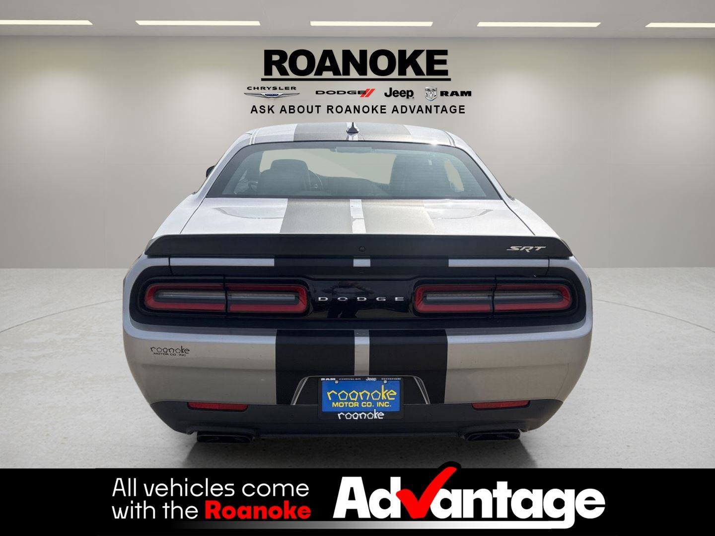 Used 2016 Dodge Challenger SRT Hellcat image 8