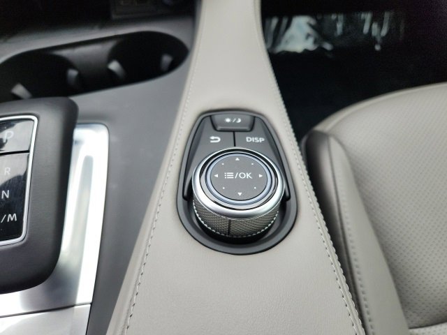 Used 2025 INFINITI QX50 Luxe image 34