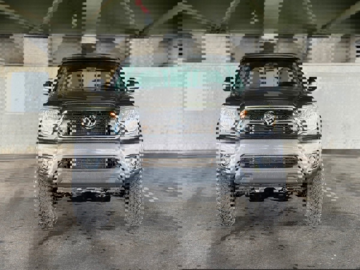 Used 2012 Toyota Tacoma 4x4 Access Cab w/ SR5 Pkg image 8