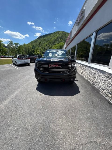 New 2026 GMC Sierra 1500 AT4 w/ Technology Package AWD/4WD image 25
