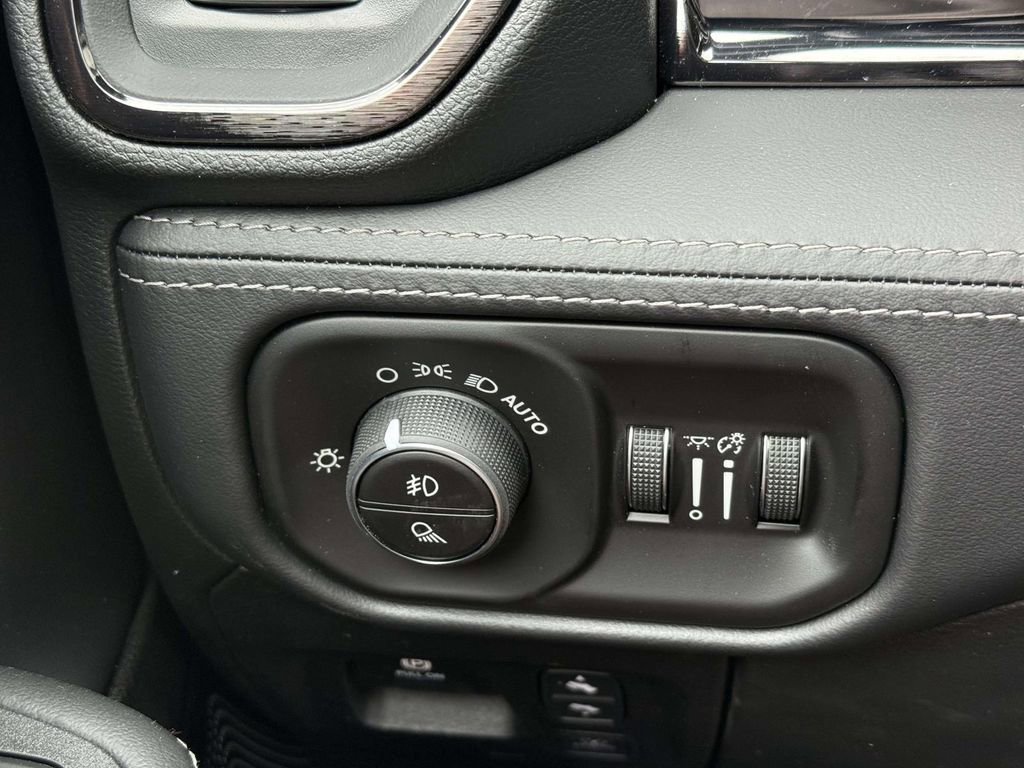 New 2026 RAM 1500 Limited AWD/4WD image 27