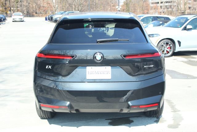 New 2026 BMW iX xDrive60 image 6