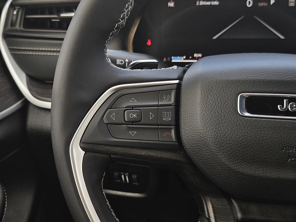 New 2026 Jeep Grand Cherokee L Laredo image 15