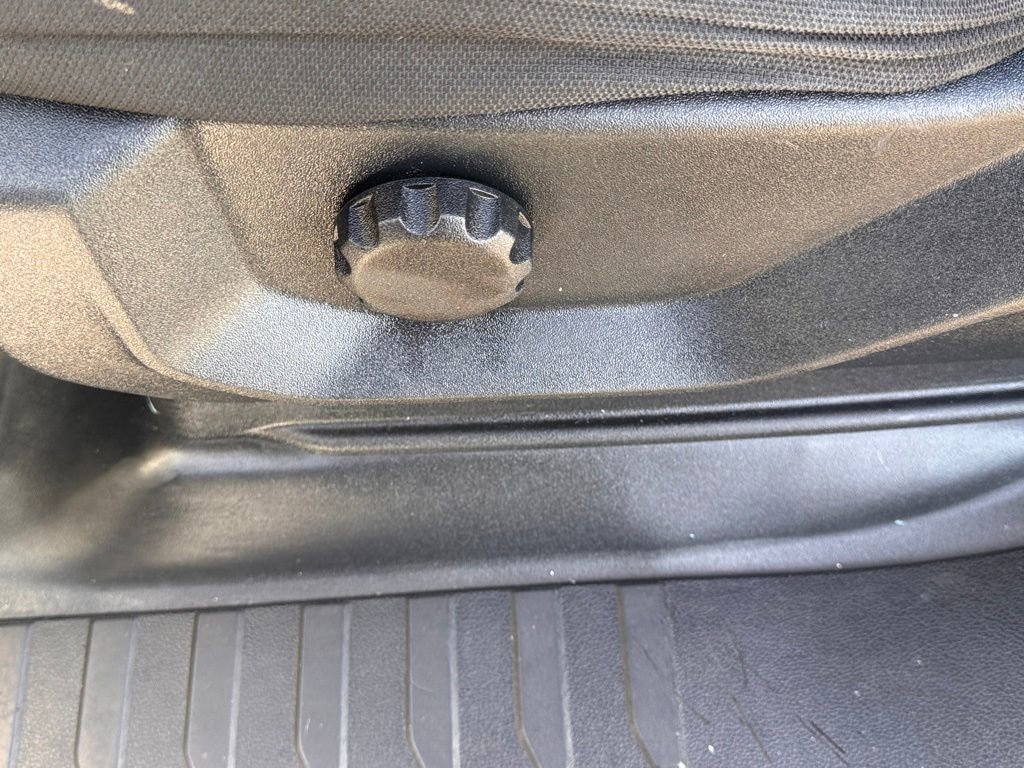 Certified 2017 Ford F150 XL w/ Equipment Group 101A Mid image 18