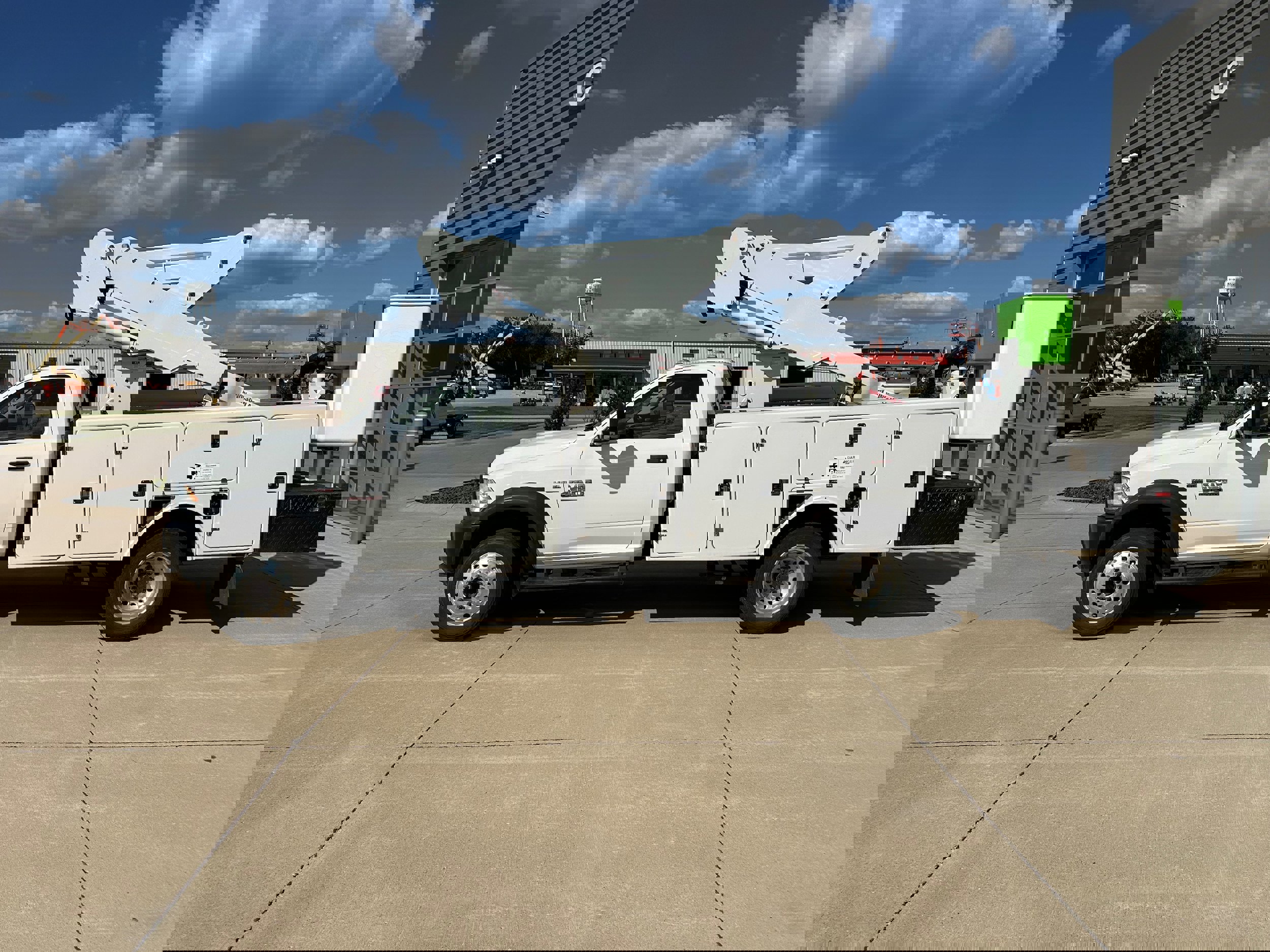 Used 2018 RAM 4500 Tradesman w/ Power & Remote Entry Group image 1