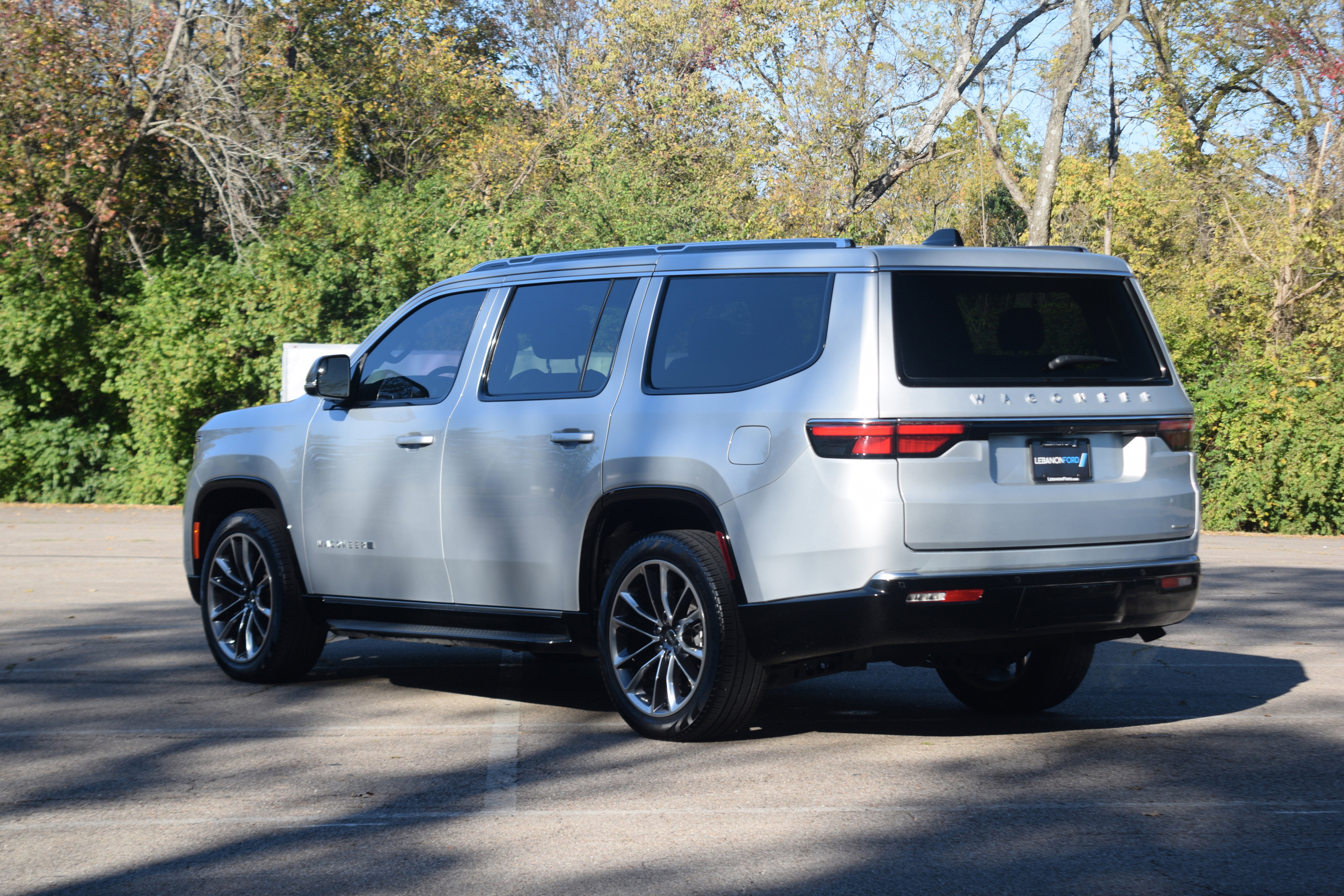 Used 2024 Jeep Wagoneer Series II w/ Premium Group I image 26