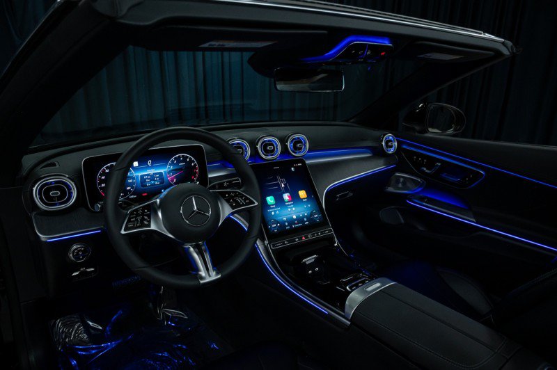 New 2026 Mercedes-Benz CLE 300 4MATIC Cabriolet image 18