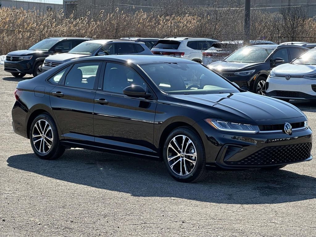 Used 2025 Volkswagen Jetta Sport image 7