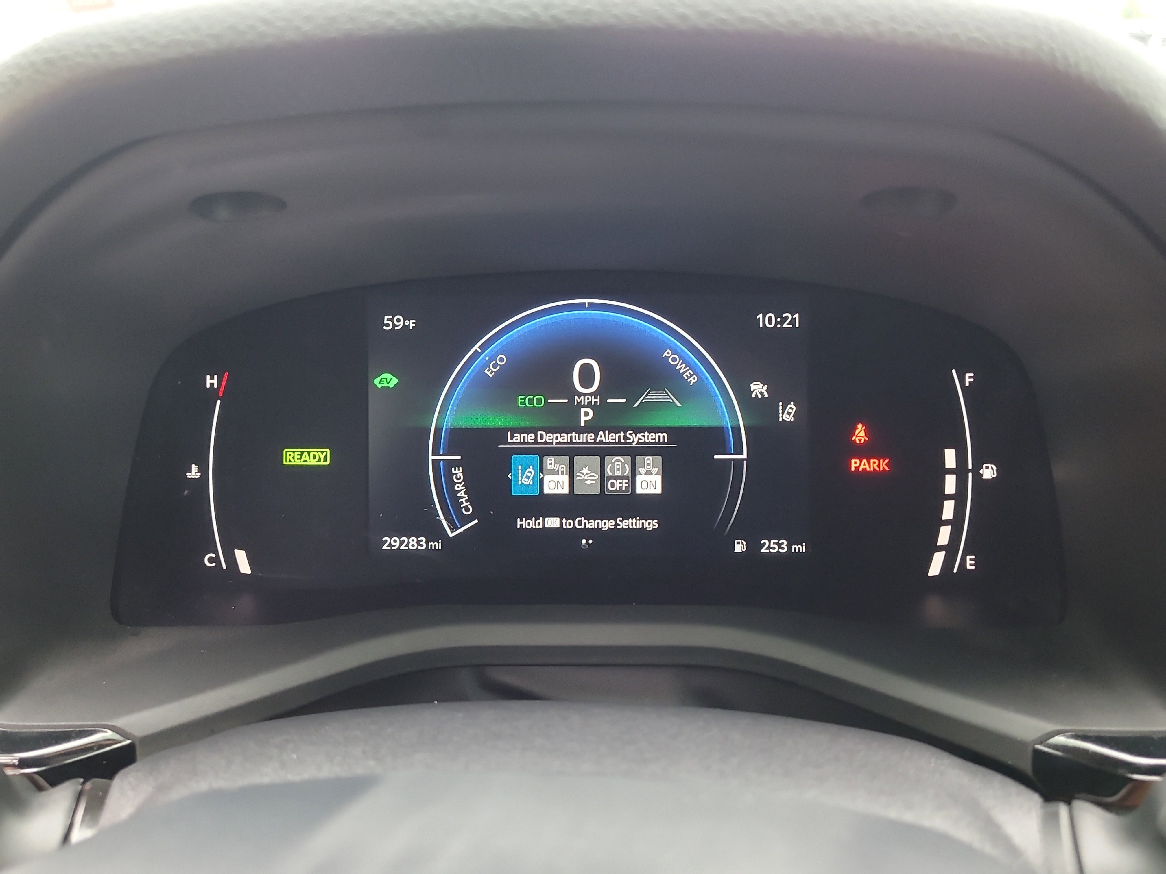 Used 2025 Toyota Camry LE image 31