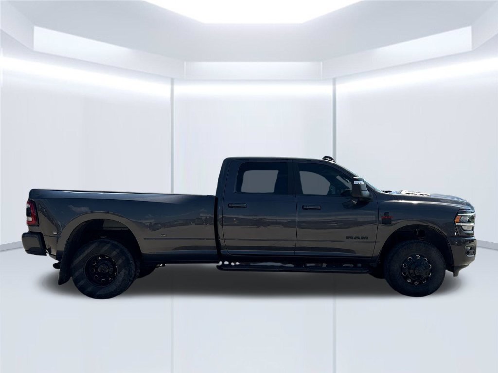 Used 2024 RAM 3500 Laramie w/ Night Edition AWD/4WD image 9