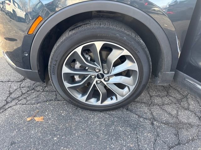 Certified 2023 Lincoln Nautilus Reserve w/ Equipment Group 201A image 32