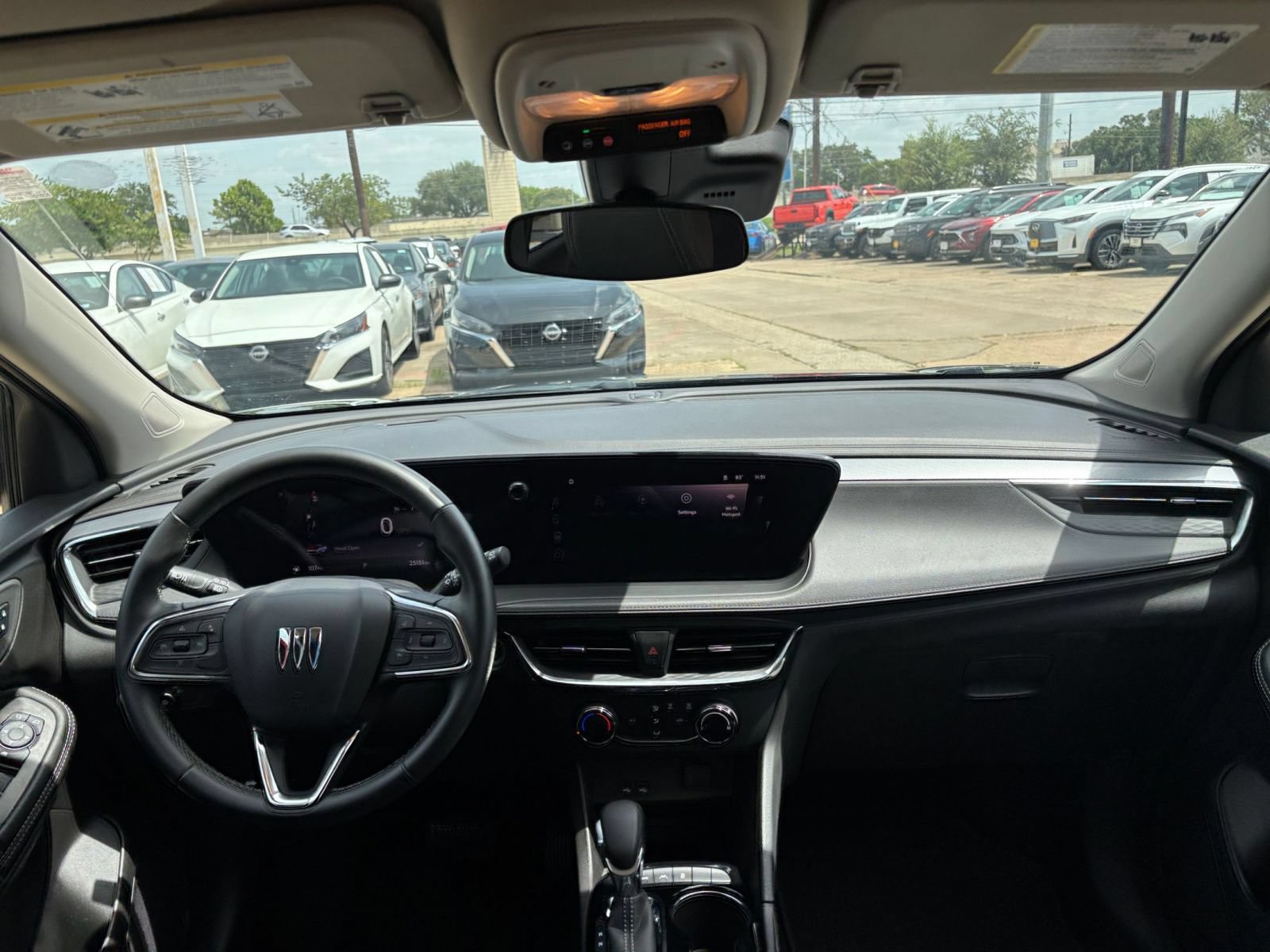 Used 2025 Buick Encore GX Preferred AWD/4WD image 31