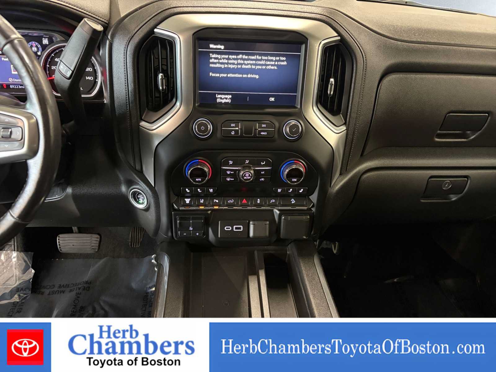 Used 2020 Chevrolet Silverado 2500 LTZ w/ LTZ Plus Package AWD/4WD image 18