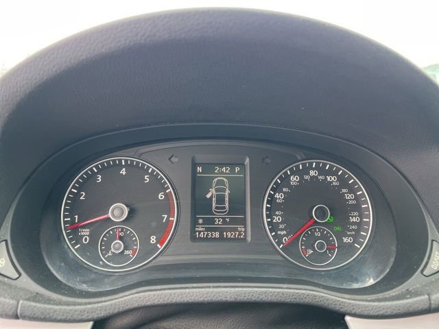 Used 2012 Volkswagen Passat 3.6 SE image 10