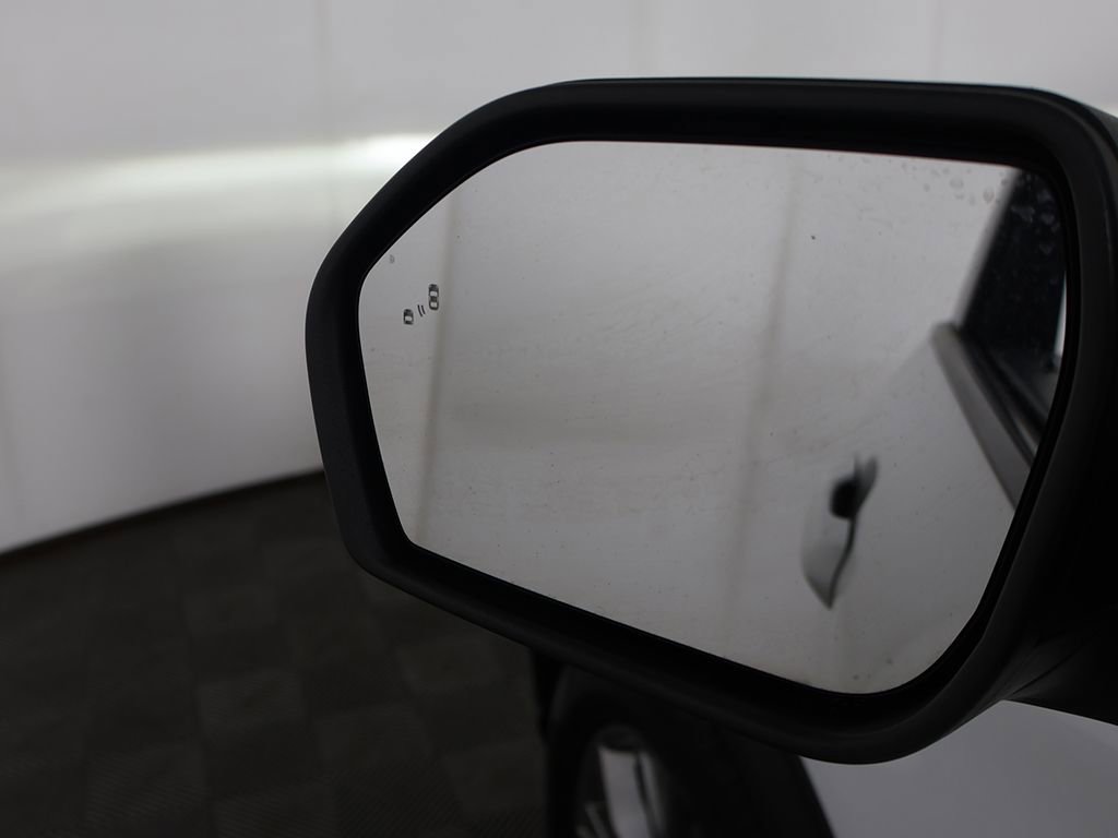 Used 2021 Ford Explorer XLT w/ Equipment Group 202A AWD/4WD image 37