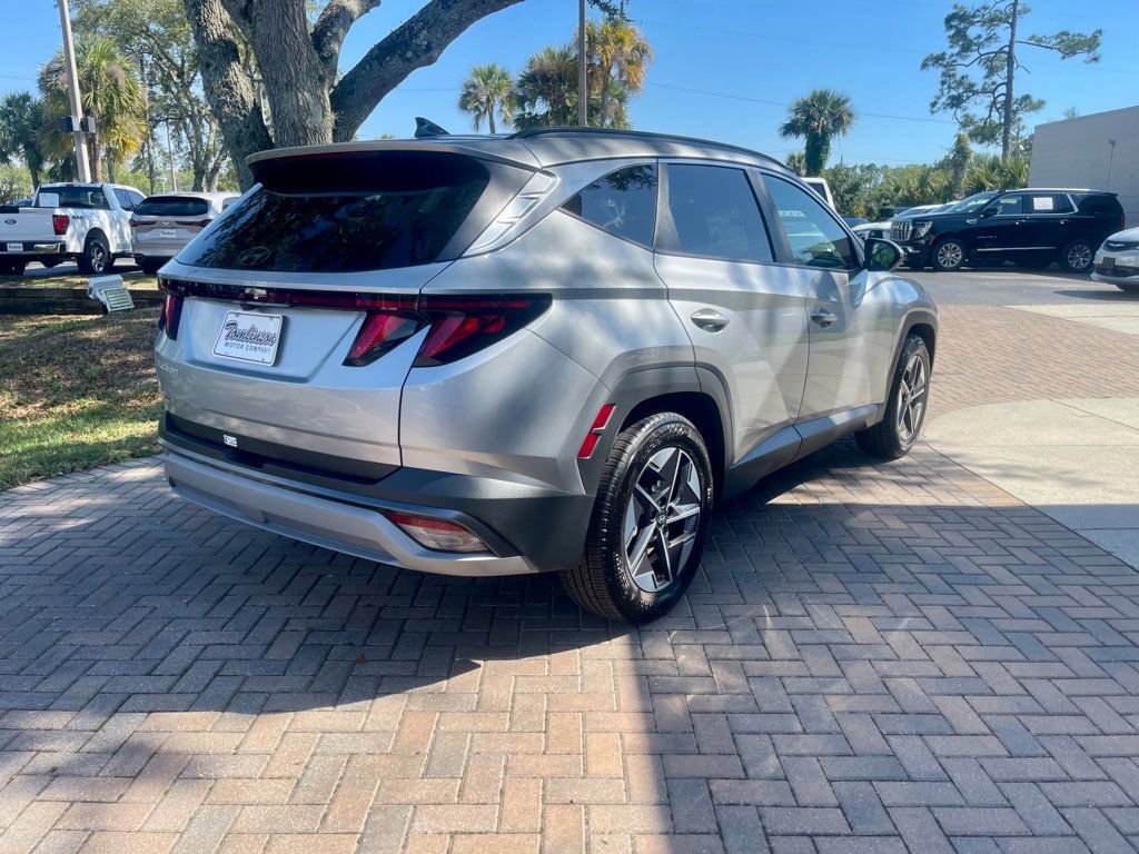 Used 2025 Hyundai Tucson SEL FWD image 6