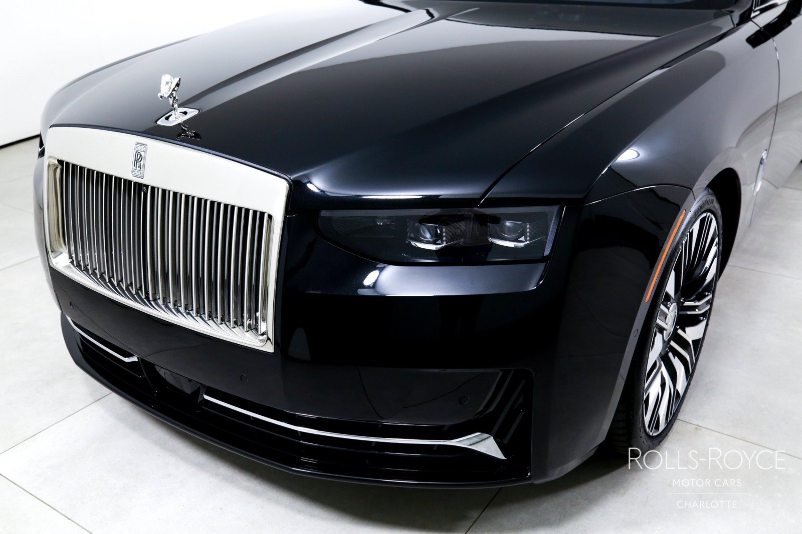 New 2027 Rolls-Royce Ghost AWD/4WD image 37