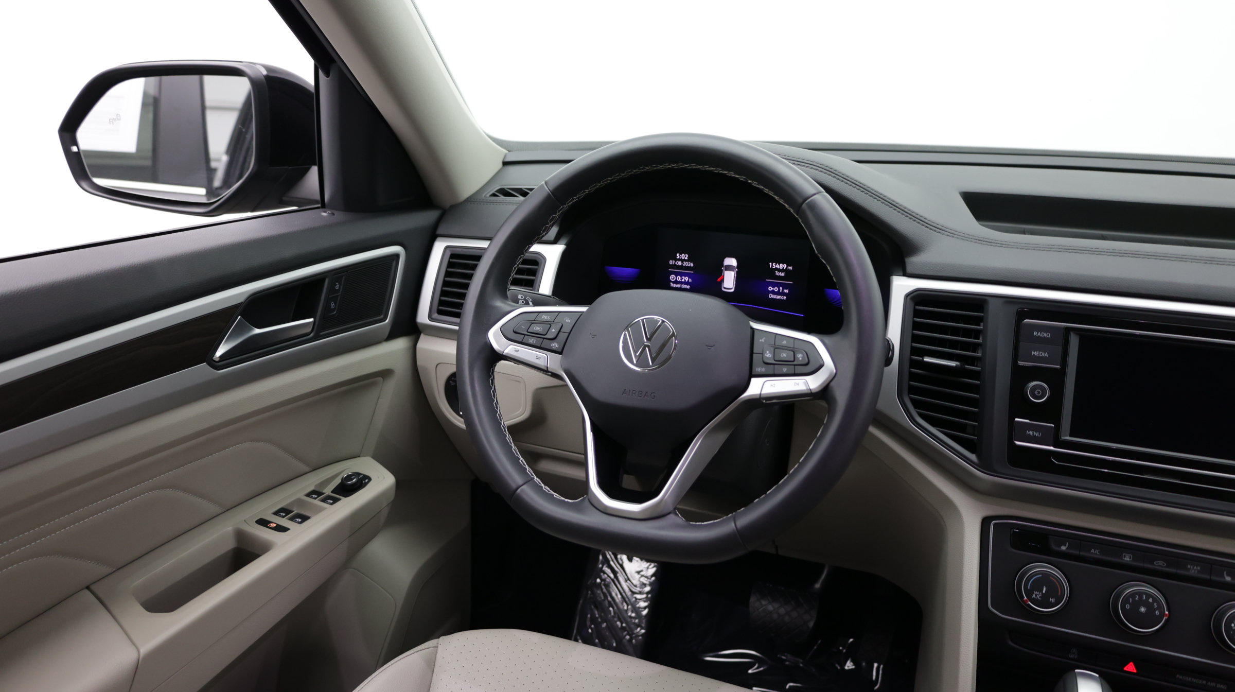 Used 2023 Volkswagen Atlas SE FWD image 30