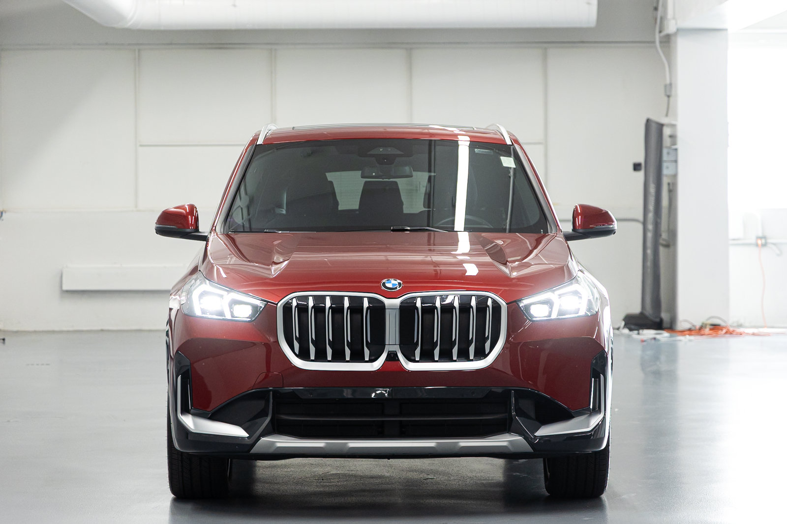 Used 2026 BMW X1 xDrive28i AWD/4WD image 7