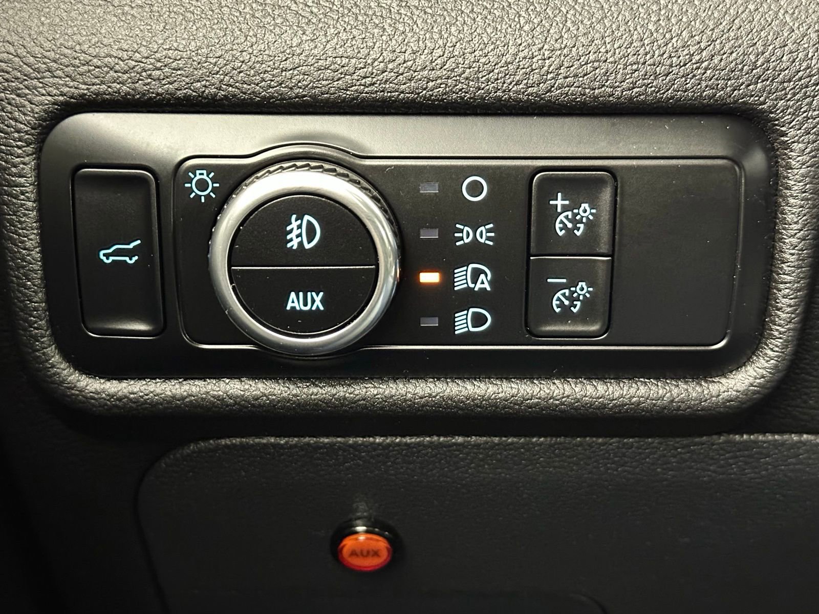 Used 2024 Ford Explorer Timberline w/ Timberline Technology Package image 39