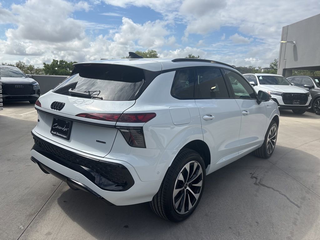 New 2026 Audi Q3 quattro 2.0T AWD/4WD image 6
