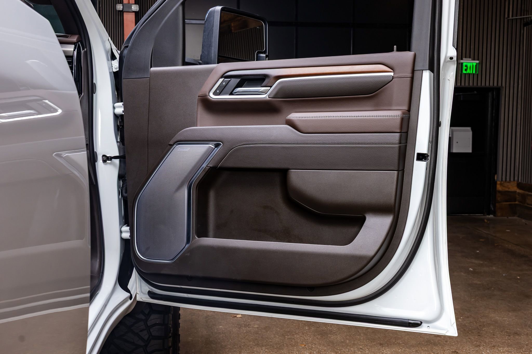 Used 2025 GMC Sierra 2500 Denali w/ Denali Reserve Package image 37